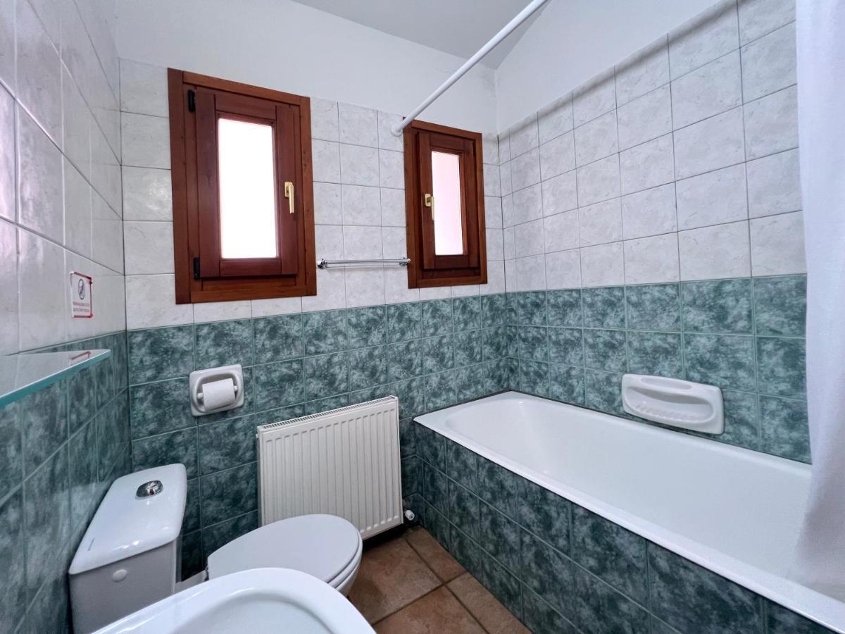 Poed Residences Platres Esterno foto