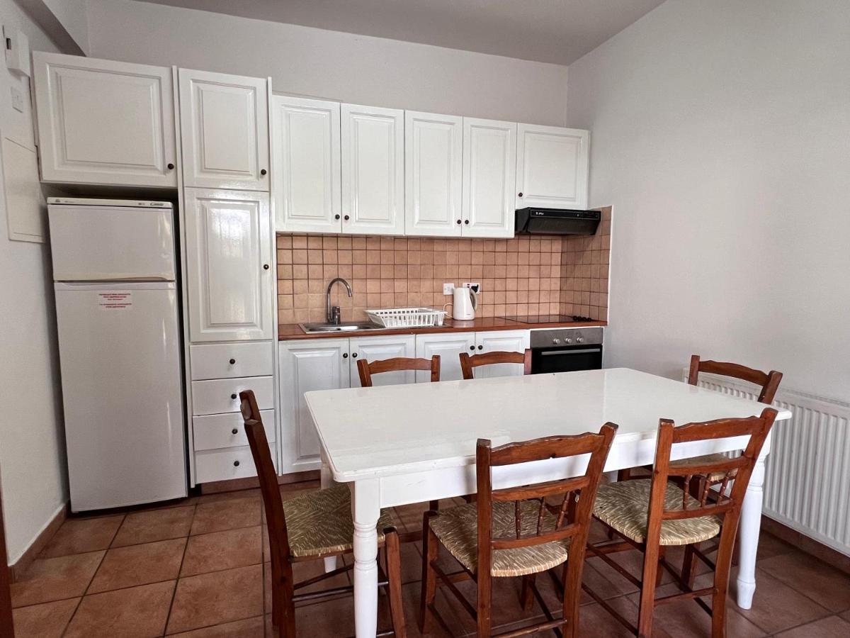Poed Residences Platres Esterno foto