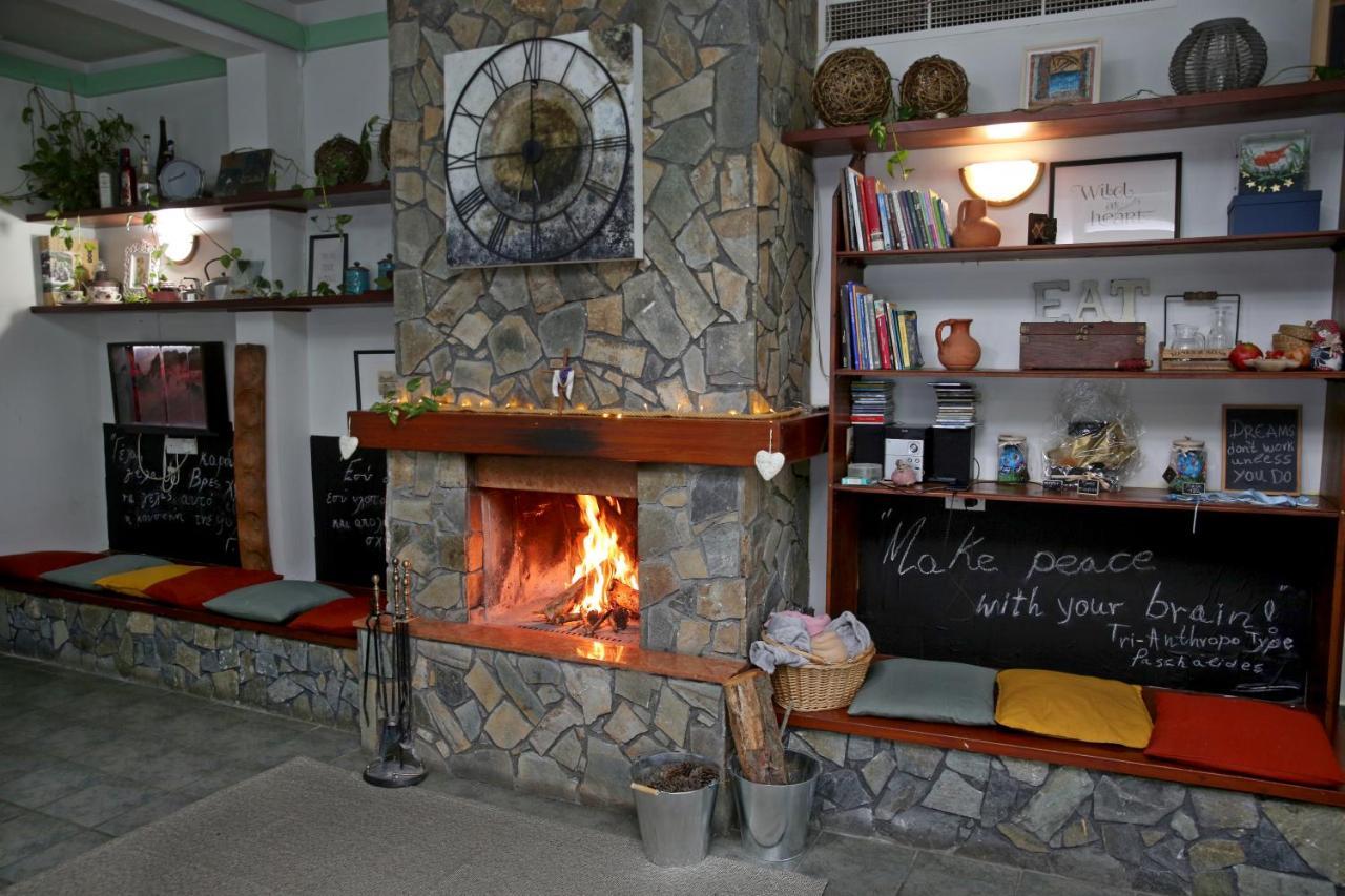 Poed Residences Platres Esterno foto
